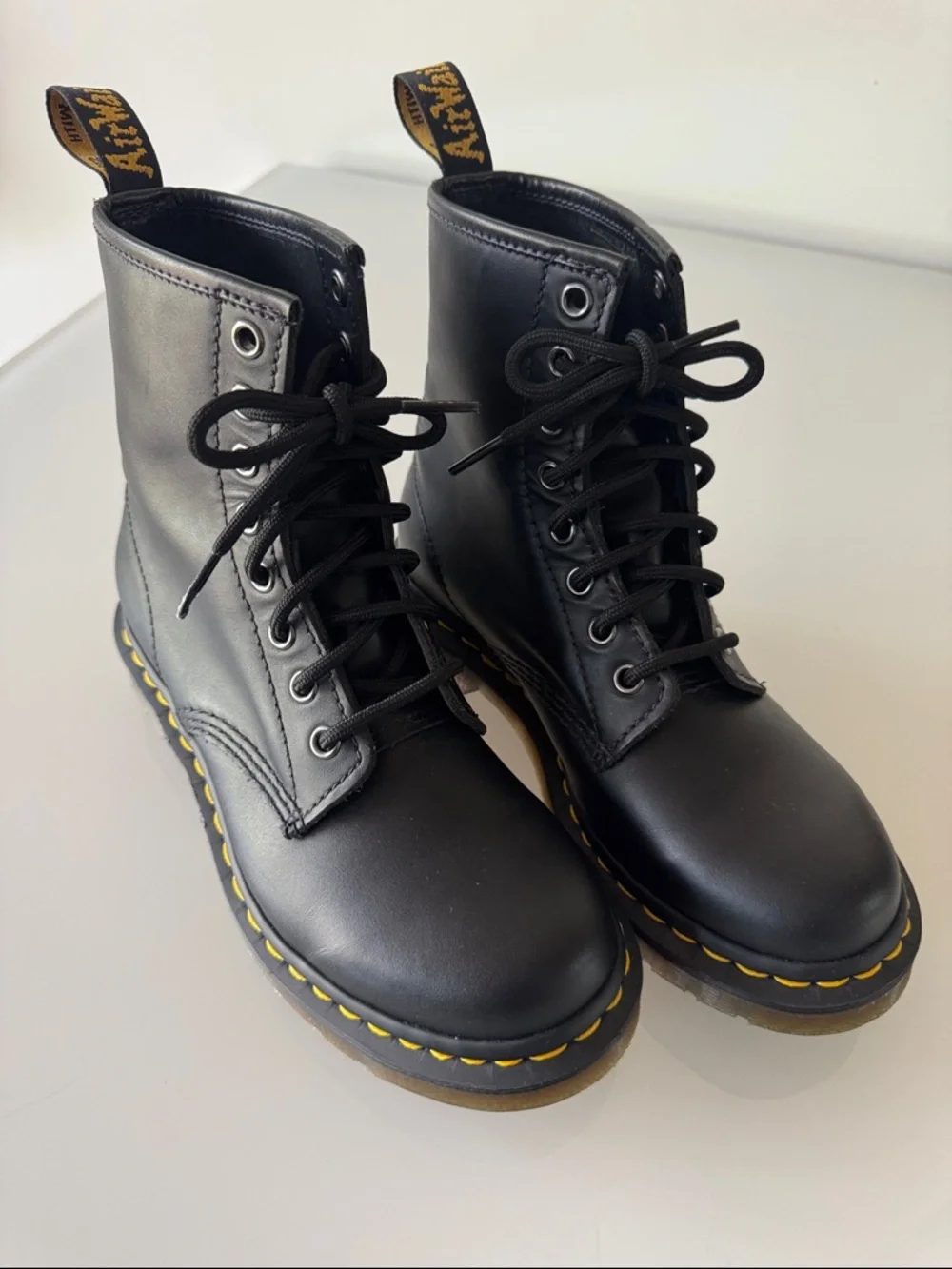 Dr. Martens 1460 Lace Up Boots Black Smooth Leather Size 6 - Picture 5 of 13